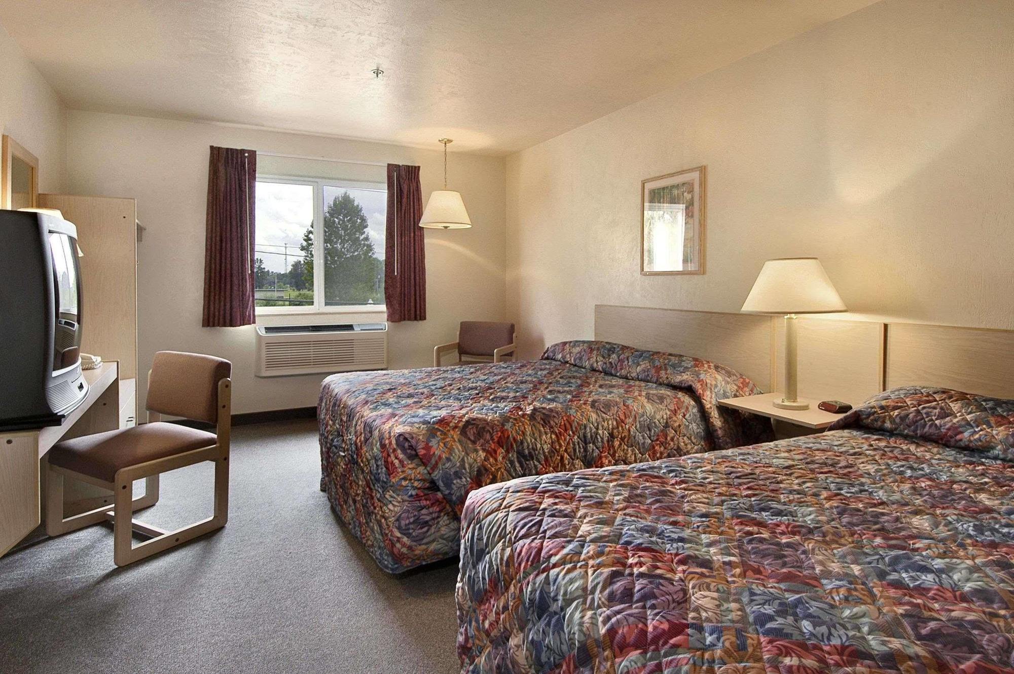 Super 8 By Wyndham Corvallis Bagian luar foto