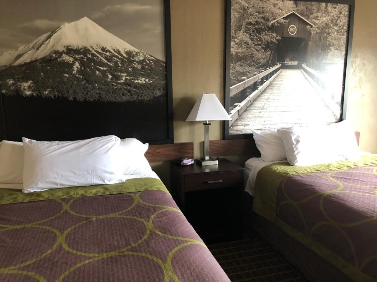 Super 8 By Wyndham Corvallis Bagian luar foto